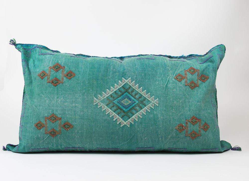 Bryar Wolf Handmade Decorative Throw Pillows With Insert / 22" x 38" EMIR