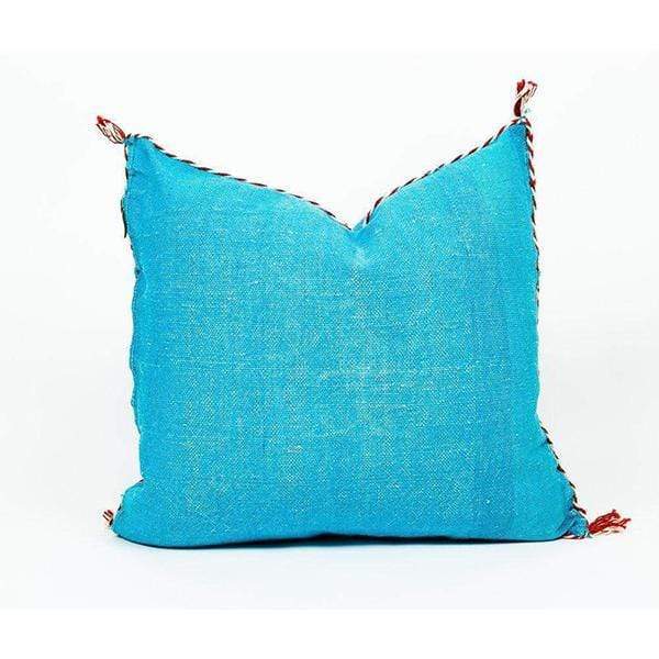 Bryar Wolf Handmade Decorative Throw Pillows ZIZ