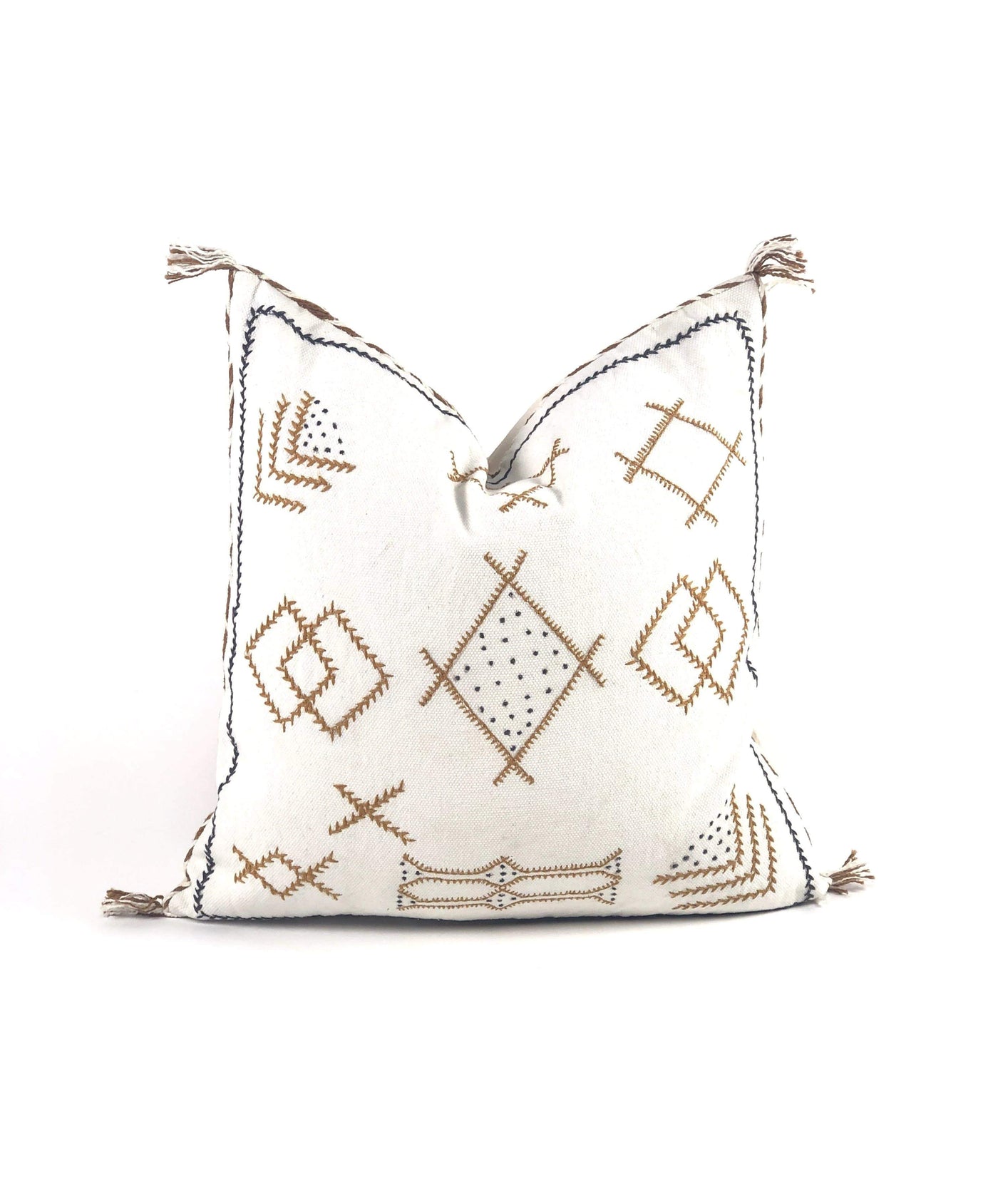 Bryar Wolf Handmade Decorative Throw Pillows With Insert / 20" x 20" ANASH