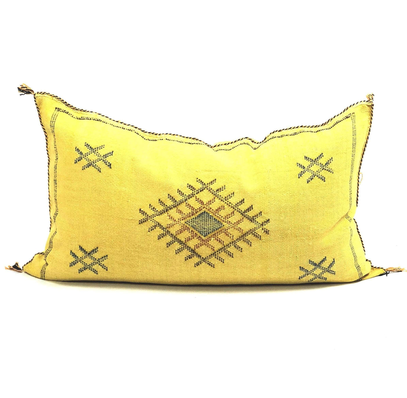 Bryar Wolf Handmade Decorative Throw Pillows With Insert / 22" x 38" HIBA