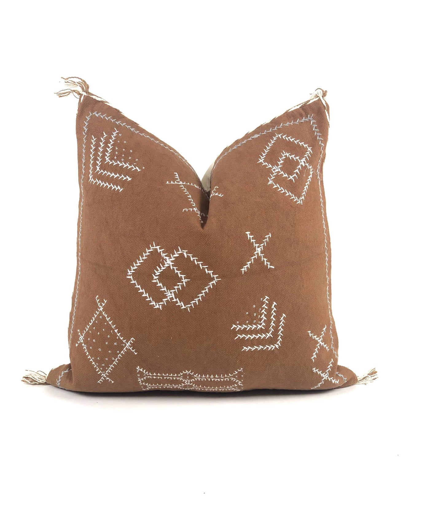 Bryar Wolf Handmade Decorative Throw Pillows With Insert / 20" x 20" MOONAJ